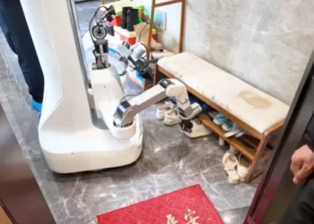 Divulgação: X (@XSquareRobot)