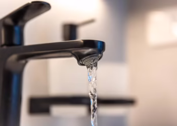 Excesso no consumo de água pode trazer consequências e alerta já foi feito