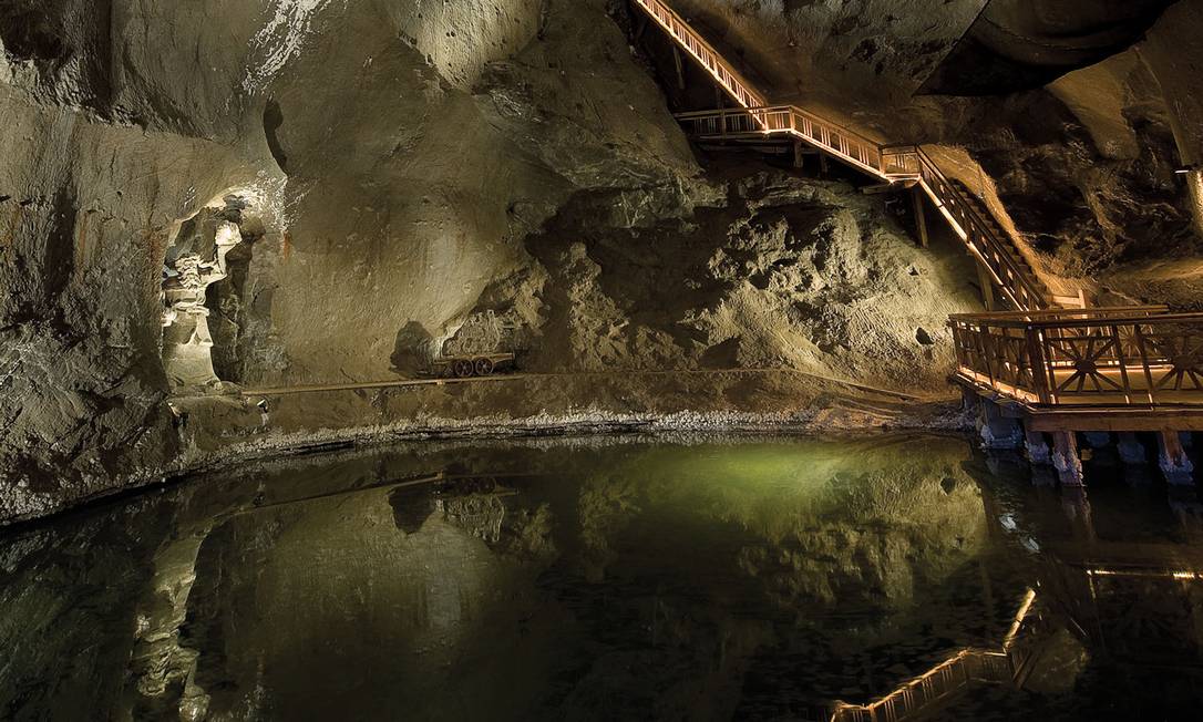 A “cidade secreta” a 327 metros de profundidade que atrai turistas do mundo todo