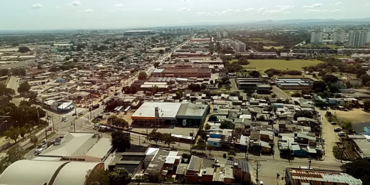A falta de arborização urbana incomoda no dia-a-dia. - Foto: Joédson Alves/Agência Brasil