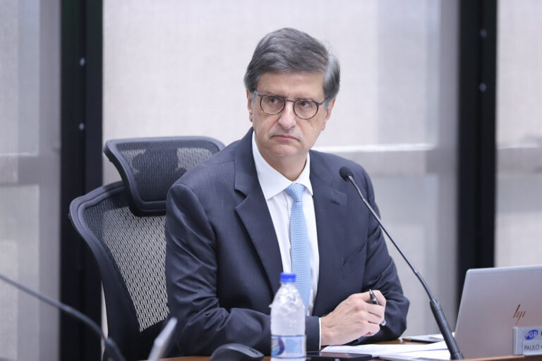 Por que o relator da CPI do Crime Organizado quer indiciar Gonet