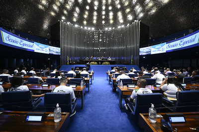 Aprovado: nova carga horária de 36 horas passa a valer no Brasil