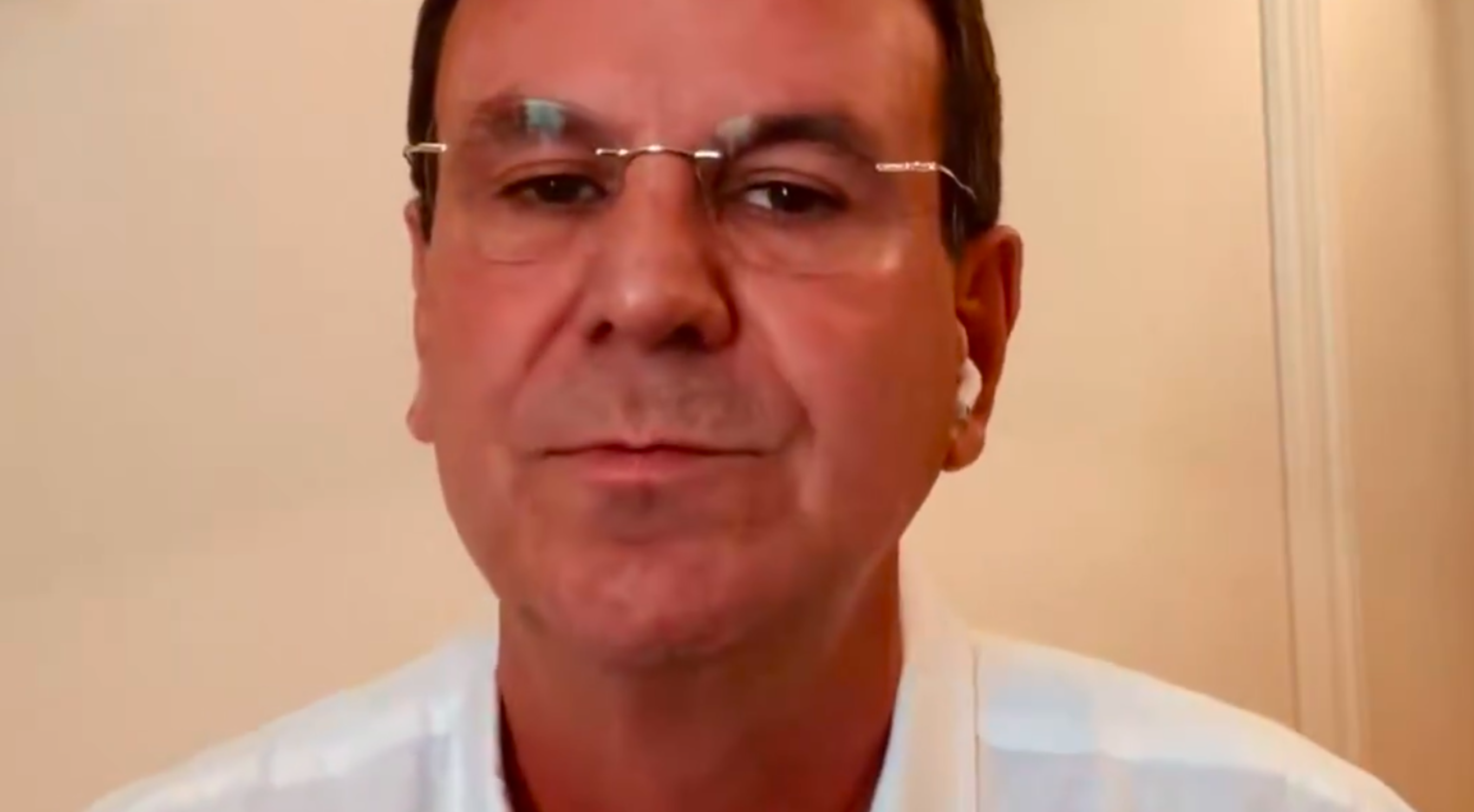 Paes pede "diretas já!" no Rio de Janeiro