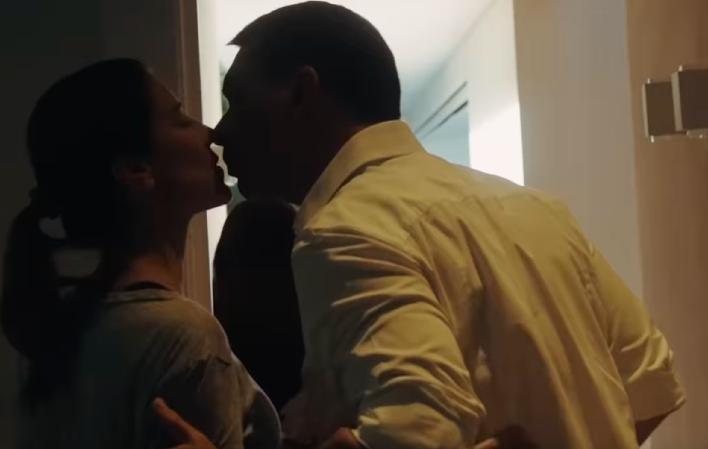 Flávio corteja as eleitoras