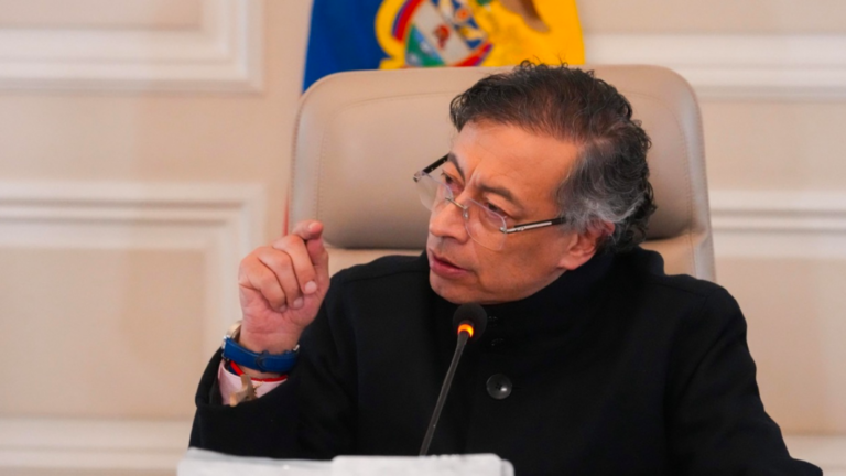 O provável voo de galinha da esquerda colombiana