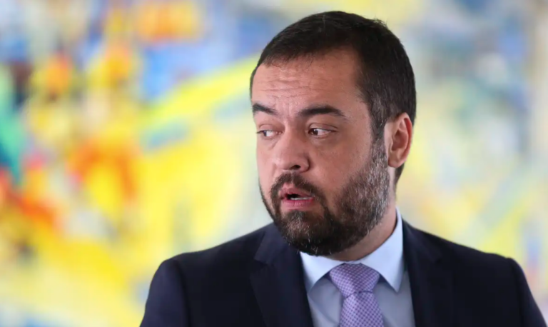 CPI do Crime Organizado quer ouvir Cláudio Castro em última reunião