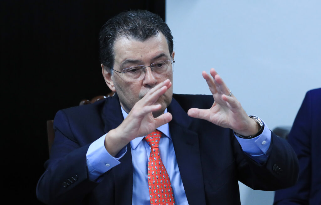 Futuro indefinido