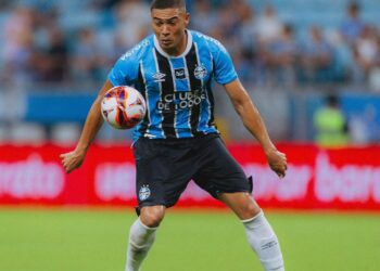 O jogador ficou famoso por algo que ele não queria.

Reprodução: Instagram (@carlosvinicius95)