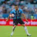 O jogador ficou famoso por algo que ele não queria.

Reprodução: Instagram (@carlosvinicius95)