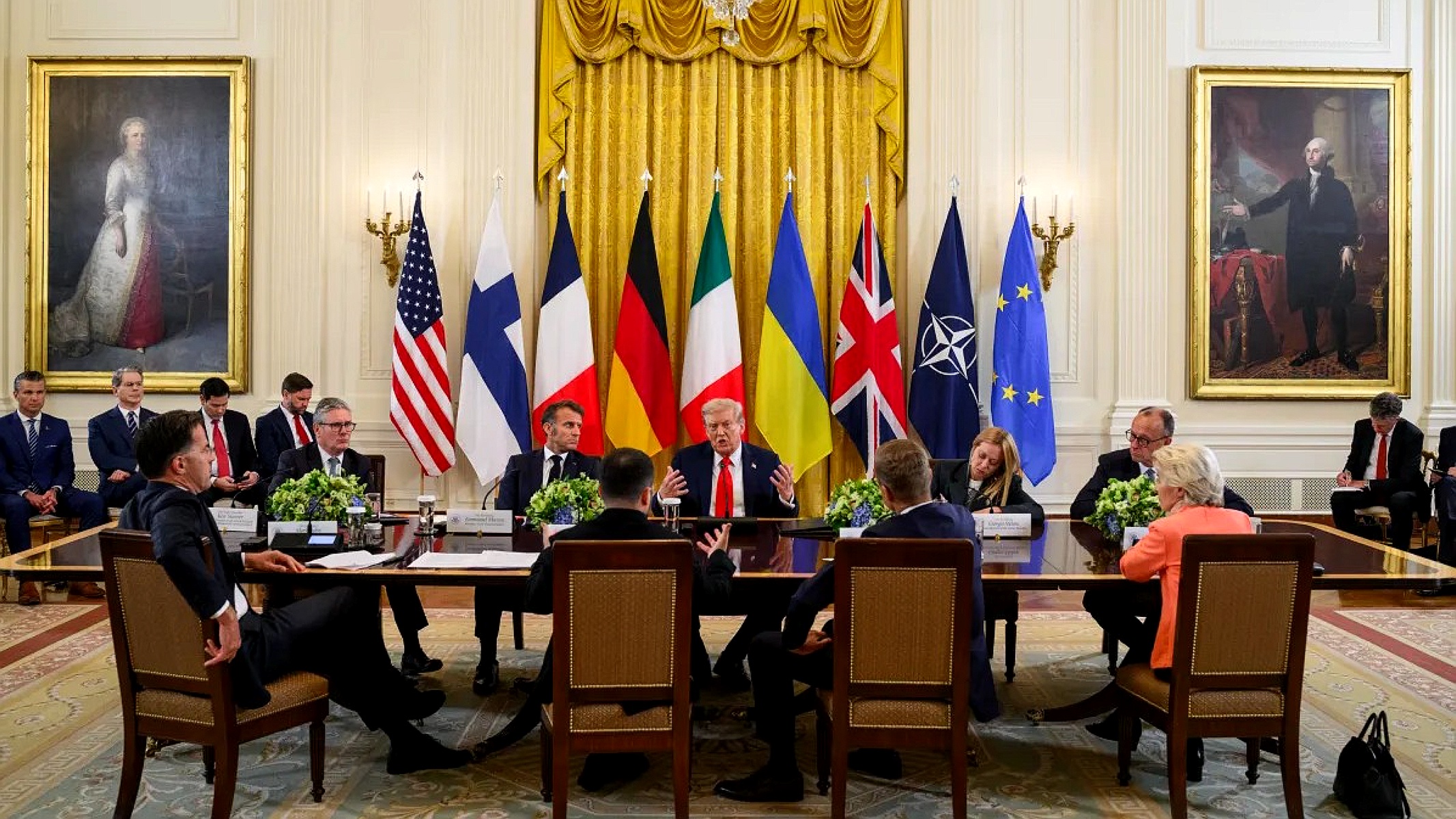 Europa revê dependência militar dos EUA