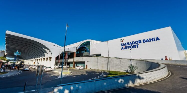 Em momentos de pico, a área chega a registrar cerca de 1,1 mil carros por hora. Foto: Will Recarey/Salvador Bahia Airport