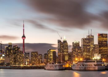 Toronto, capital do Canadá

Reprodução: Unsplash / 
Alex Shutin