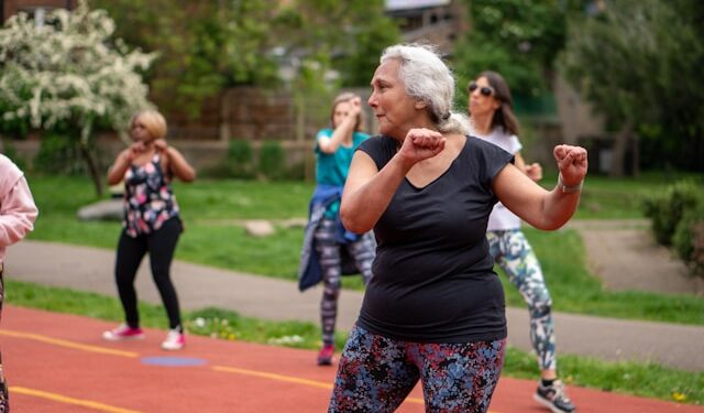 Reprodução: Unsplash / Centre for Ageing Better