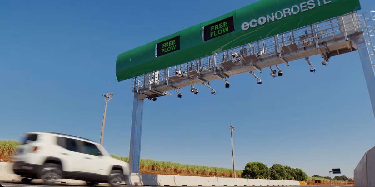 Motoristas podem solicitar devolução de valor pago em multas de pedágio “free flow”