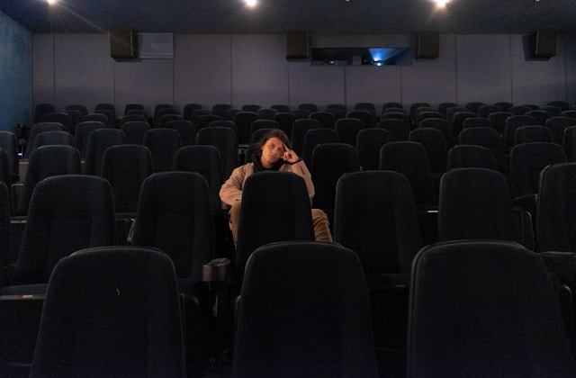 Terapeutas afirmam: pessoas que gostam de passar as sexta-feira sozinhas geralmente desenvolvem estas 9 qualidades