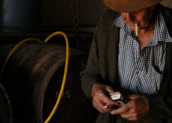 Quase 10% da população adulta no Brasil é fumante. Foto de Camila Totti