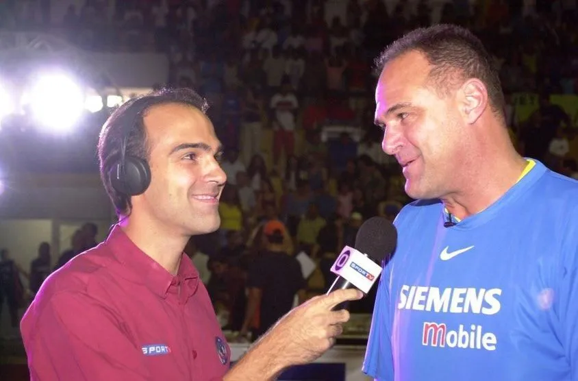 Tadeu Schmidt revela seu maior arrependimento na relação com seu irmão Oscar