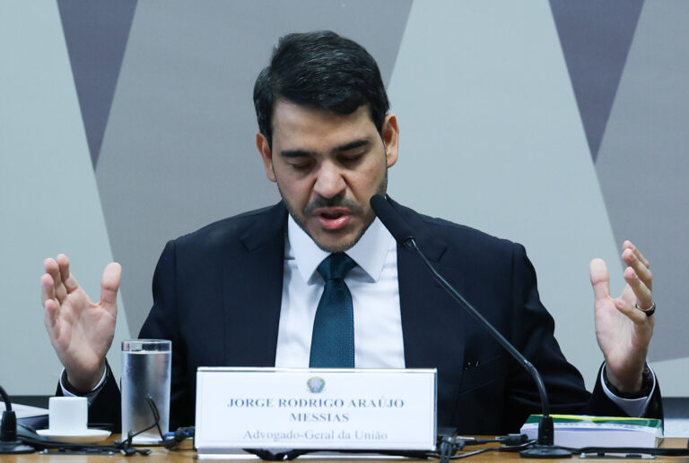 "Eu detestaria estar no lugar de quem me venceu”, diz Messias