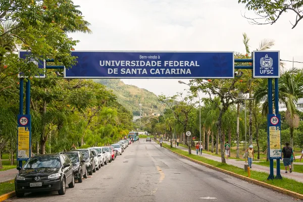 Vagas para tutores em Universidade Federal oferece bolsa financeira mensal