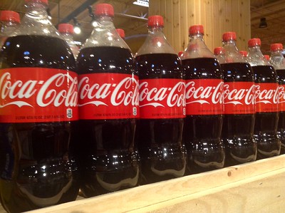 Coca-Cola toma atitude surpreendente, fecha fábrica e funcionários são demitidos