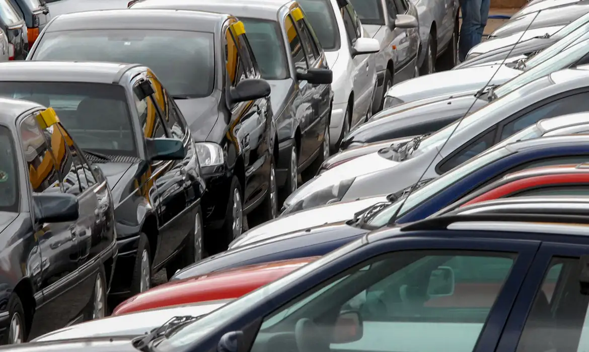 Governo amplia prazo de pagamento em linha de crédito para taxistas e motoristas de aplicativo