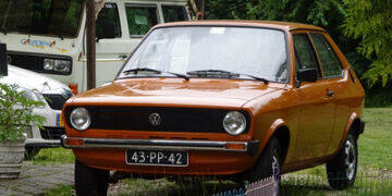 Um Volkswagen Polo no modelo de 1977.

Foto: peterolthof / Flickr