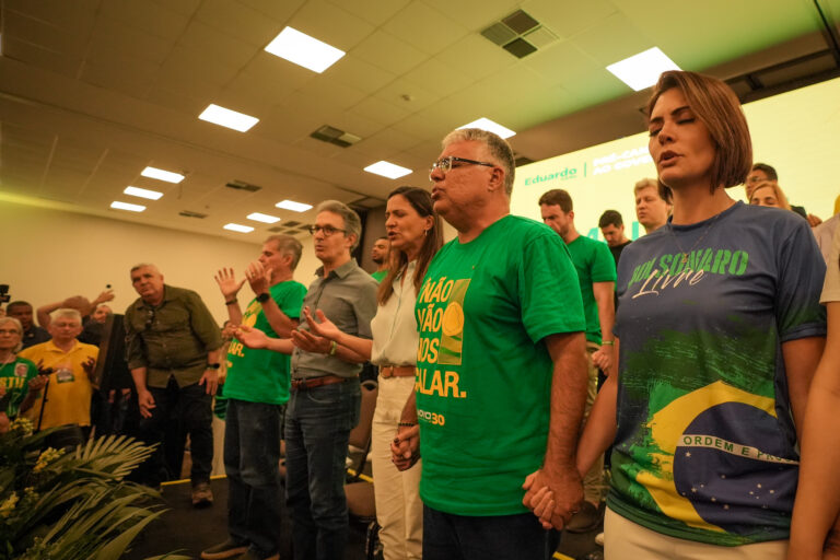 "A gente não vai fazer aliança com o mal", diz Michelle ao apoiar Girão