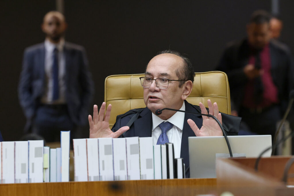 Gilmar confessa blindagem no Supremo