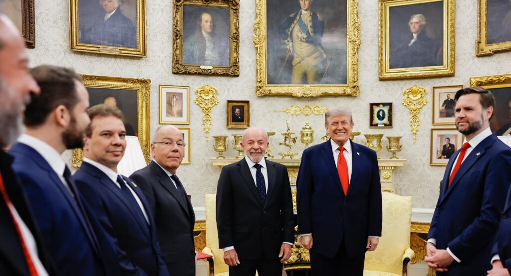 43% acham que Lula saiu mais forte do encontro com Trump, indica Quaest
