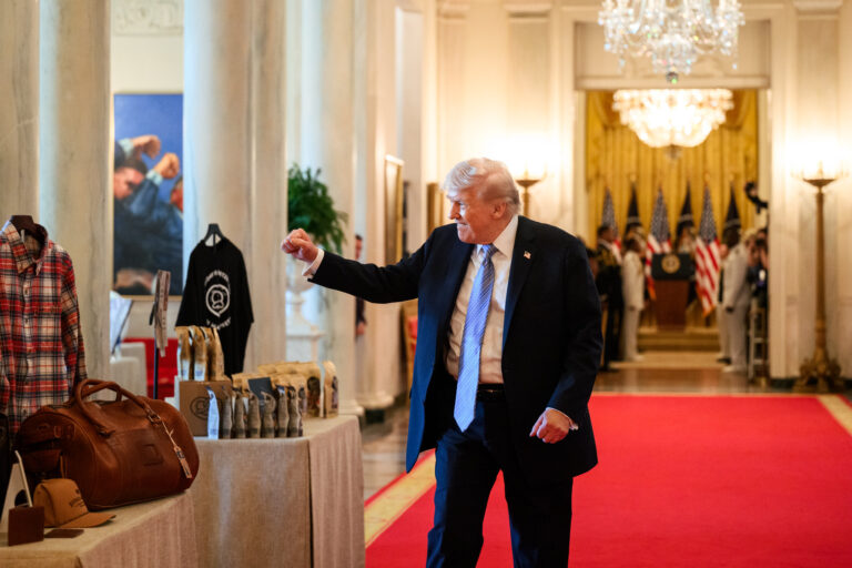 Trump anuncia cessar-fogo de três dias entre Rússia e Ucrânia