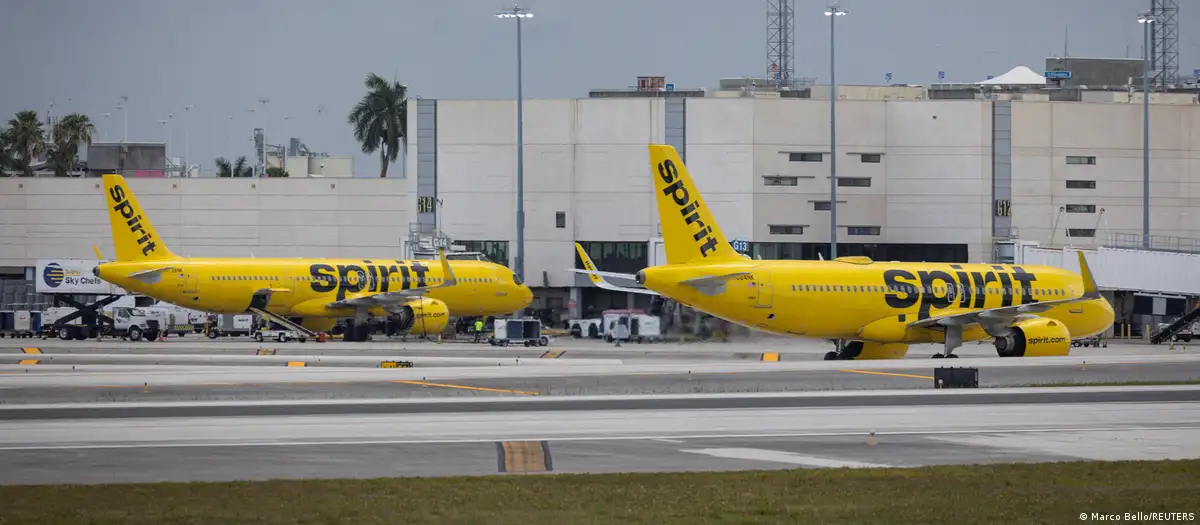 Após abandonar clientes e encerrar serviços, companhia aérea afirma que realizou todos reembolsos