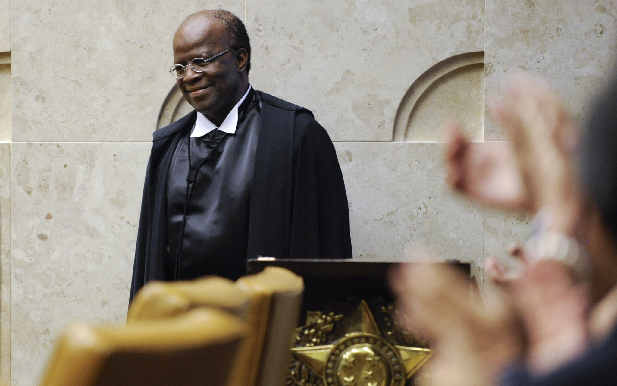 Joaquim Barbosa vai salvar a República?