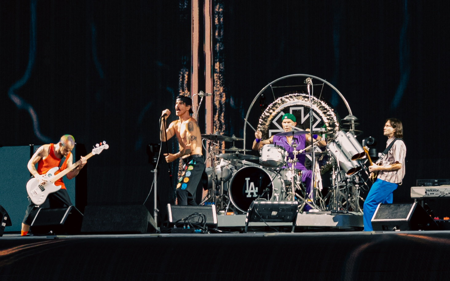 Em negociação que superou o R$ 1 bilhão, histórica banda de rock vende catálogo musical