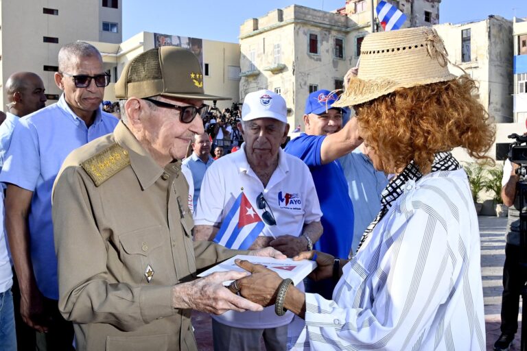 Raúl Castro é indiciado por homicídio nos EUA