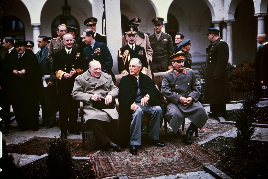 Uma legítima foto histórica e suas imitações baratas