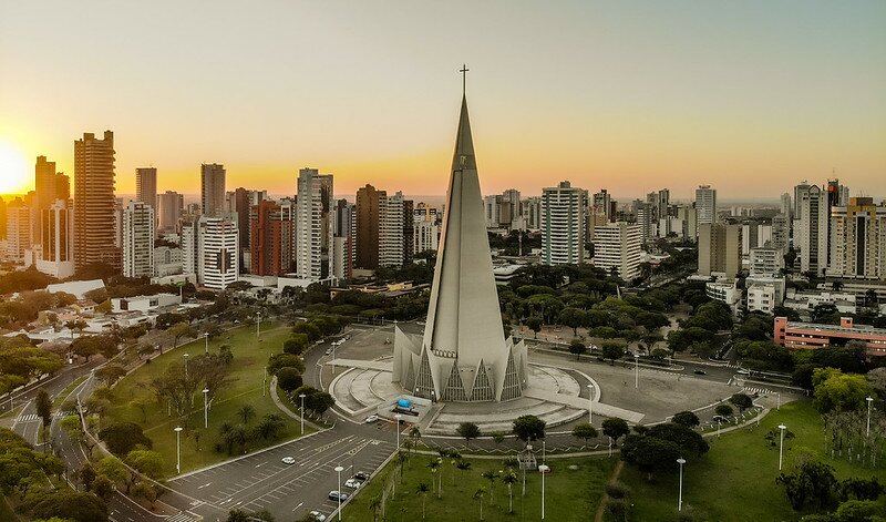 Com monumento que supera o Big Ben e o Cristo Redentor, cidade brasileira é premiada pela ONU e referência em arborização