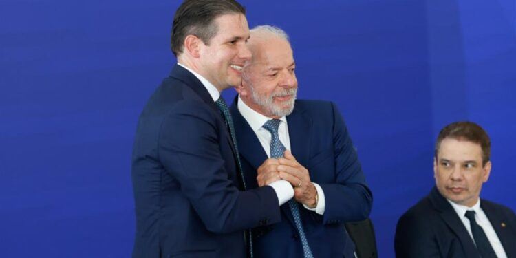 Hugo Motta e o presidente Lula.

Foto: Marina Ramos / Câmara dos Deputados