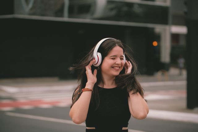 Plataforma oferece possibilidade de montar playlists com auxílio da Inteligência Artificial