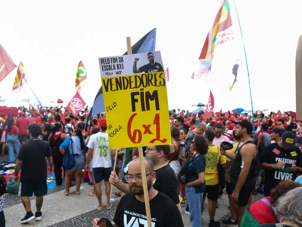 Campanha nacional contra a escala 6×1 é lançada pelo governo