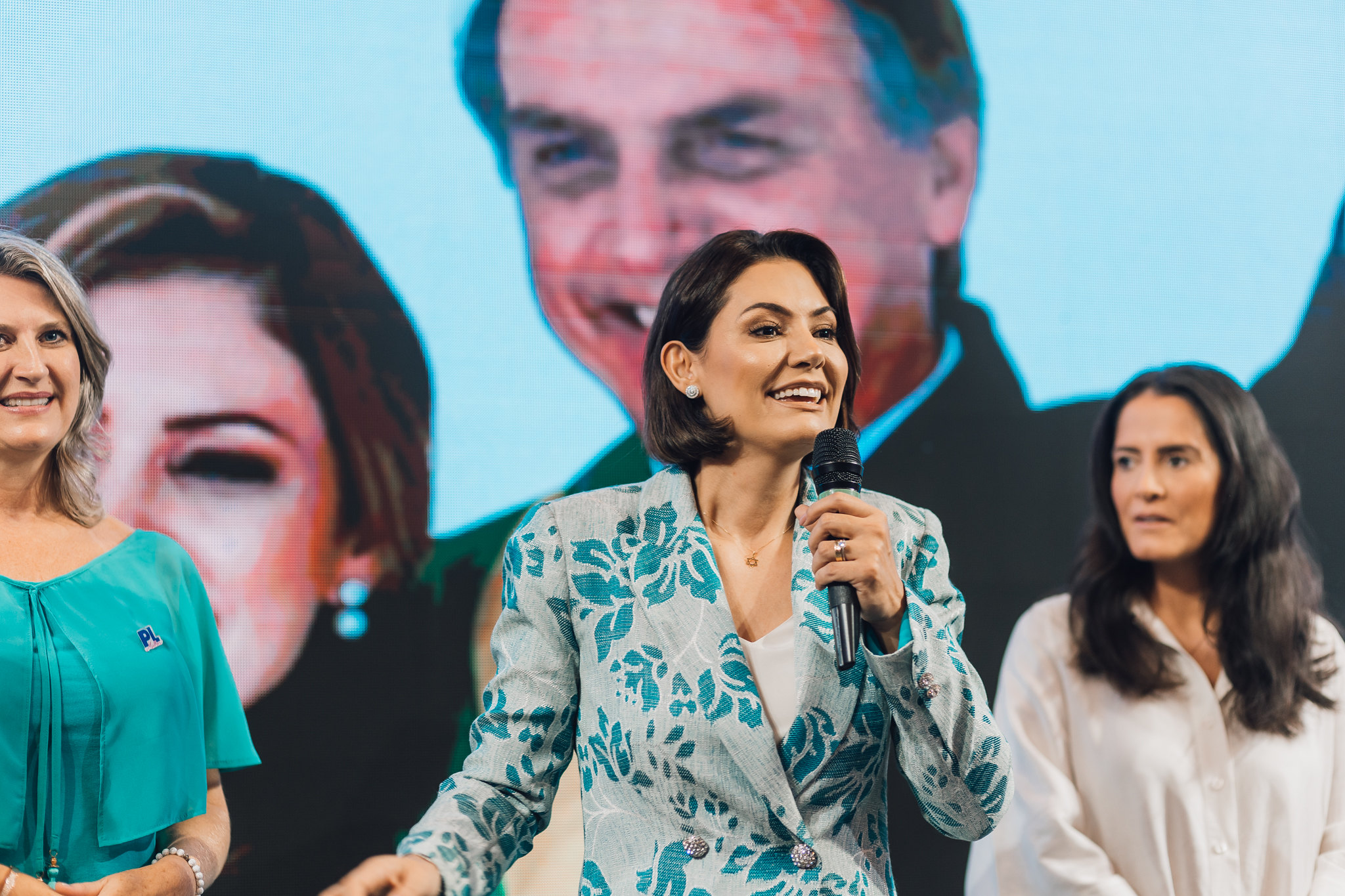 "Quem está precisando de apoio é o meu marido", diz Michelle