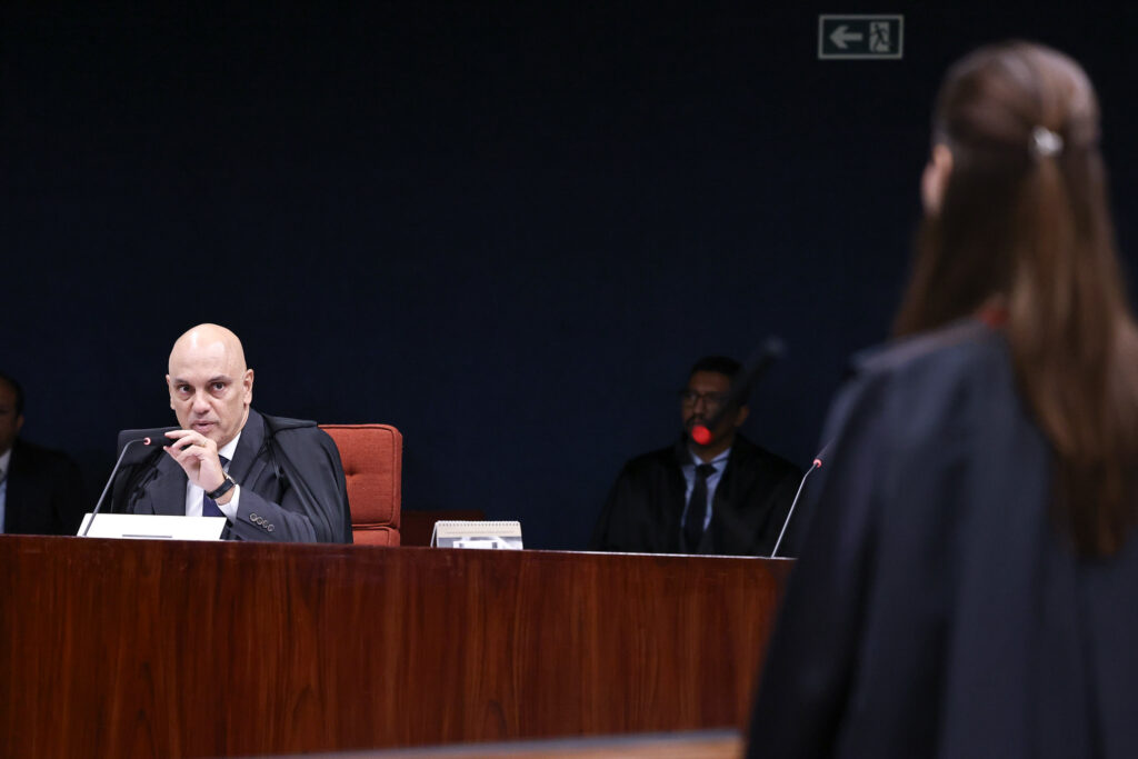 EUA mencionam ordens de Moraes sobre redes ao cogitar tarifa