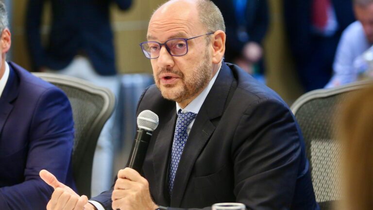 'Interventor do STF deve perceber como é difícil ser vidraça', diz Portinho