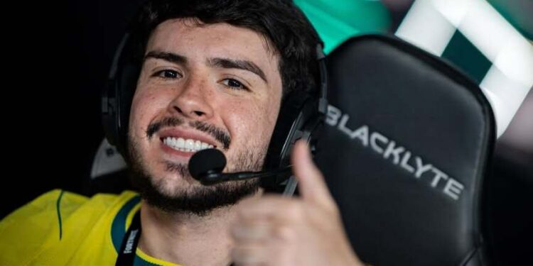 O influenciador Patrick Blackoutz.

Foto: Instagram (@blackoutz)