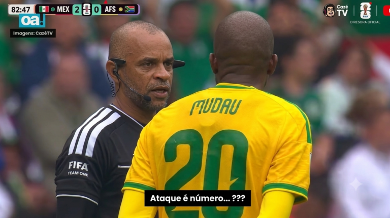 Árbitro brasileiro exibe inglês de Joel Santana na Copa e viraliza