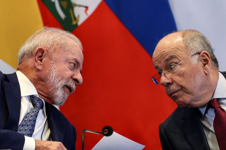 Por que o governo Lula não vai participar da audiência sobre tarifaço