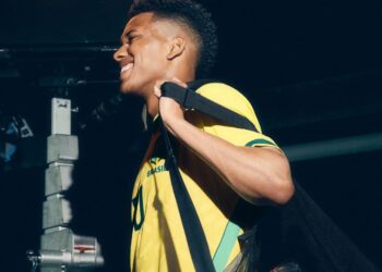 O jogador Estevão Willian.

Foto: Instagram (@estevaowilian_) / Nike / Divulgação