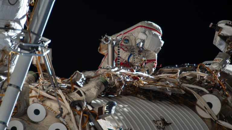 Nasa se prepara para evacuação da Estação Espacial Internacional