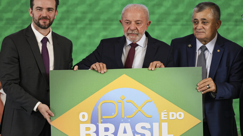 Falta um Dunga na seleção e na equipe econômica