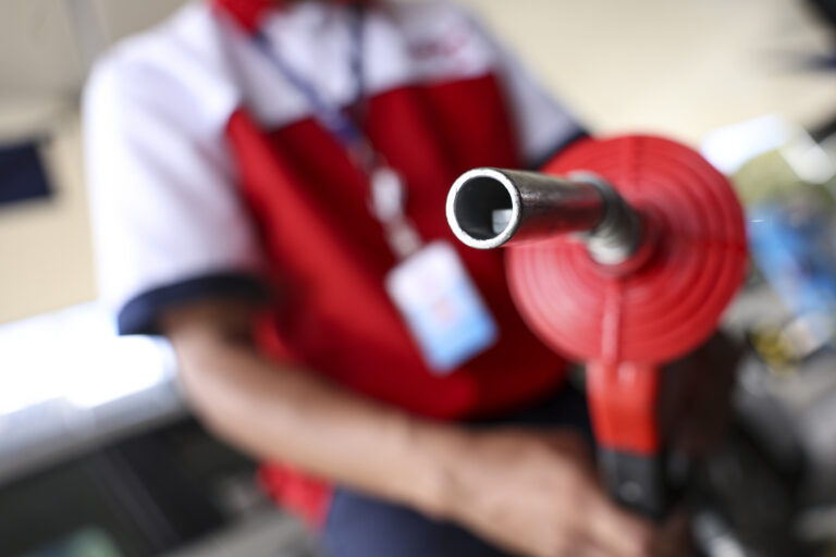 Novo impasse na gasolina