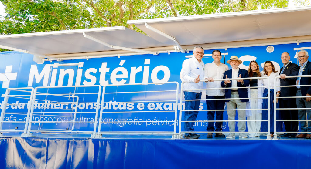 Ricardo Couto pede reflexão antes do voto em evento com Lula